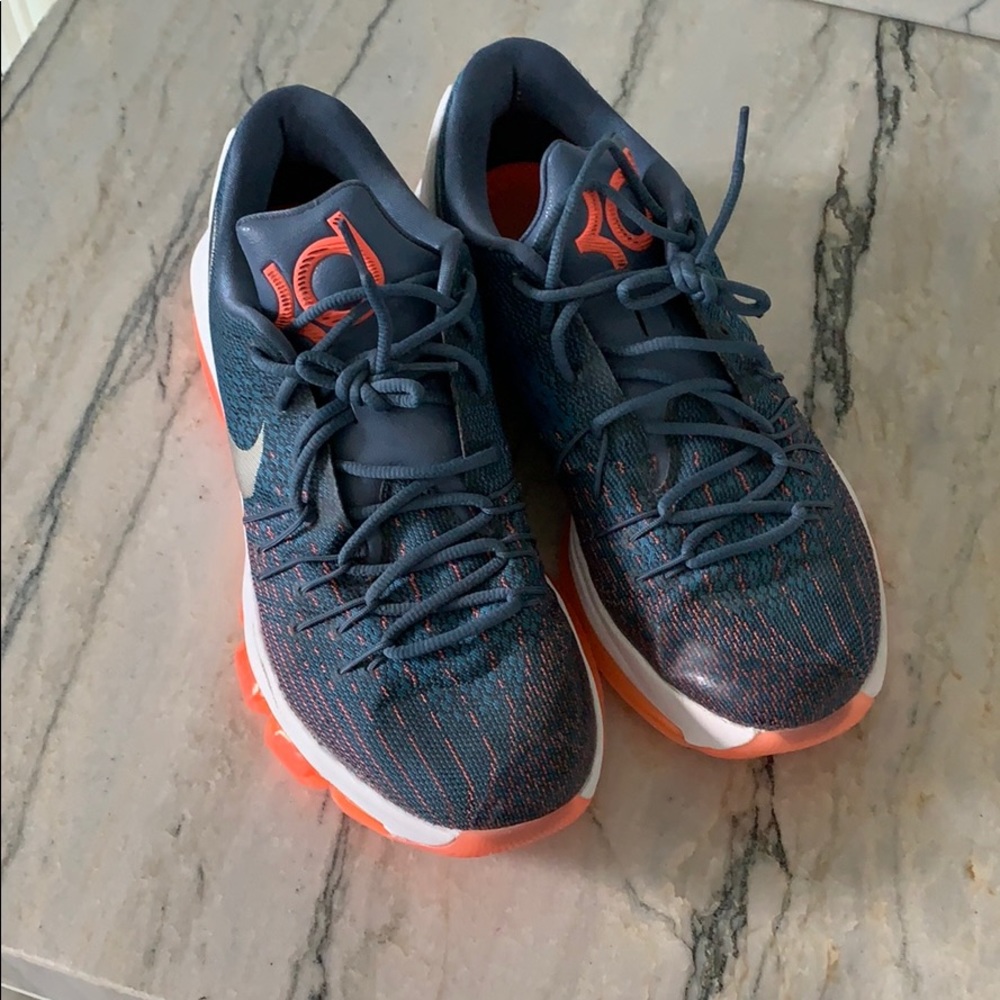 Men’s Nike KD sneakers